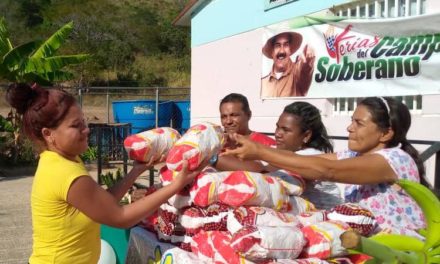 Jornadas de Feria del Campo Soberano siguen beneficiando a Bases de Misiones en Aragua