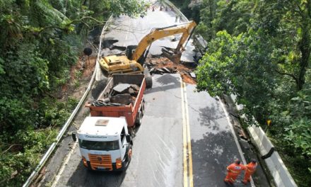 Iniciaron labores de reconstrucción en Brasil tras fuertes lluvias