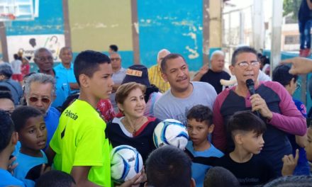 Ceproaragua donó balones de fútbol a Fundación Utopía Activa de 23 de Enero