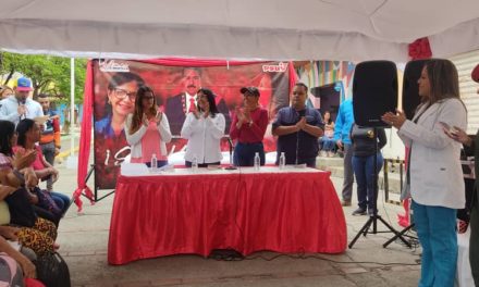 Gobierno de Aragua entregó más de cinco mil insumos médicos y medicamentos a Maternidad de San Mateo