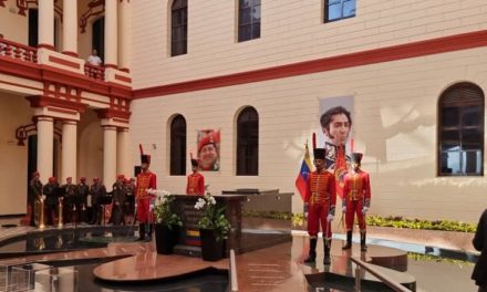Rindieron sentido homenaje al Comandante Chávez en el Cuartel de la Montaña