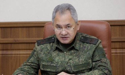 Ministro de Defensa de Rusia denunció maniobras de EEUU de provocar confrontación militar con China