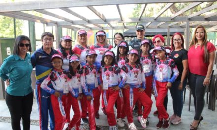 Aragua recibe Campeonato Nacional Infantil Femenino de Bolas Criollas