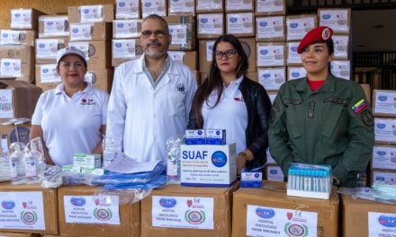 Suaf y GHP entregaron 370.635 insumos médicos para 15 hospitales de Caracas