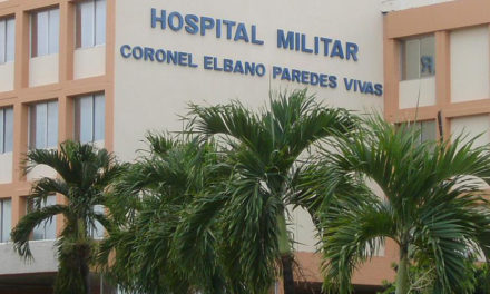Gobernadora Karina Carpio fortalece alianzas con el Hospital Militar de Maracay