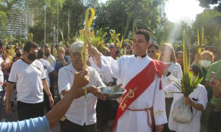 Alcaldía de Girardot inició programación de Semana Santa con entrega de palmas benditas