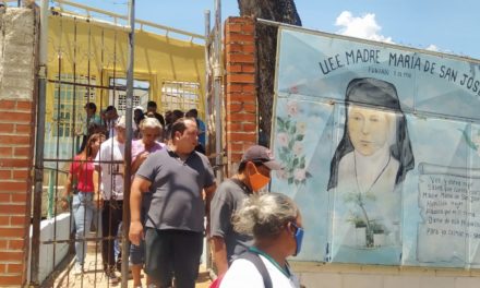 Gobierno Bolivariano reactivó rehabilitación en UEE Madre María de San José de Las Tejerías