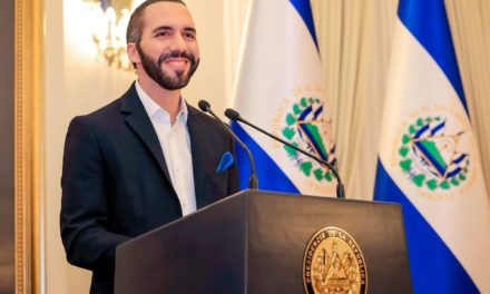 El Salvador impulsa cambio de matriz energética