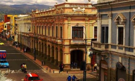Ecuador busca llegar a 1,5 millones de visitantes extranjeros en este 2023