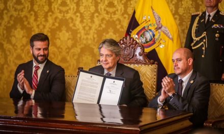 Presidente de Ecuador anunciará cambios en su gabinete