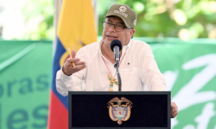 Gobierno colombiano y ELN retomaron negociaciones de paz tras crisis