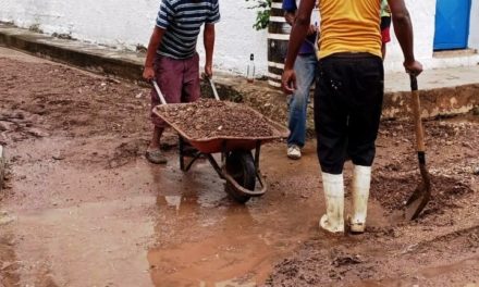 Desplegado plan de atención en sectores afectados por las lluvias en Revenga