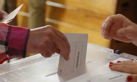 Gobierno español disuelve Congreso y convocó a elecciones generales