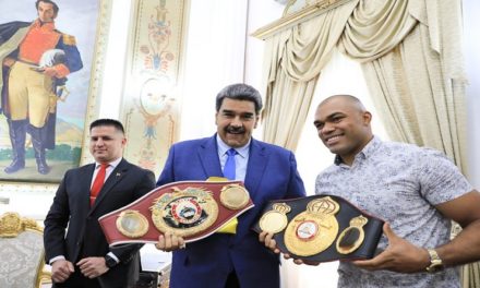 Jefe de Estado se reunió con presidente de la Asociación Internacional de Boxeo