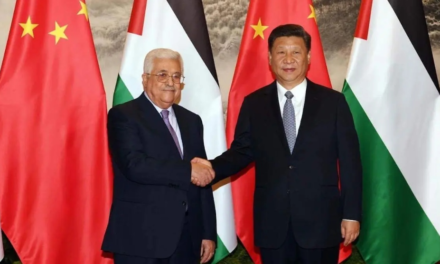 Presidente palestino Mahmud Abbas inició visita oficial a China