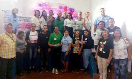 Ceinmujer dictó conversatorio a estudiantes de Misión Sucre