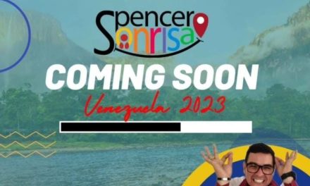 Spencer Sonrisa recorrerá Venezuela con su yoga de risa