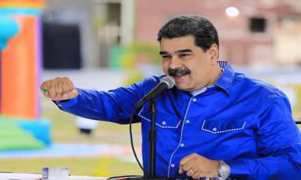 Presidente Maduro honró trabajo del Poder Popular en la construcción de su propio modelo democrático