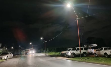 Gobierno regional recuperó alumbrado público en la Carretera Nacional La Julia
