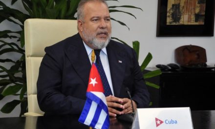 Primer ministro de Cuba llega a Rusia para ampliar relaciones bilaterales