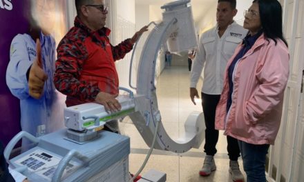 Gobierno regional entregó Arco en C al Hospital Dr. José María Vargas