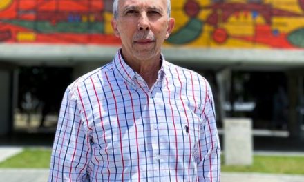 Víctor Rago elegido como nuevo rector de la UCV