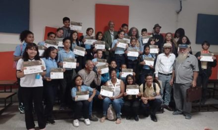 Escuela Nacional de Poesía Juan Calzadilla se consolida en Aragua