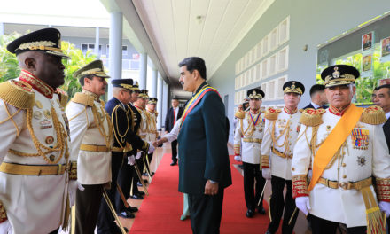 Jefe de Estado resaltó logros y desafíos de la Revolución Bolivariana en desfile cívico-militar