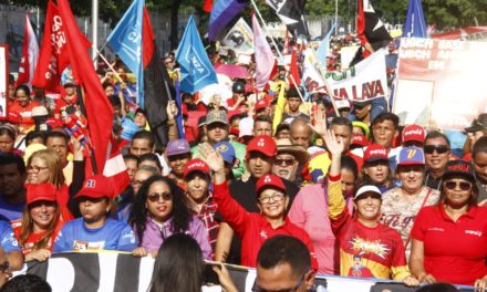 Gran marea roja desde Mariño respaldó al Presidente Nicolás Maduro