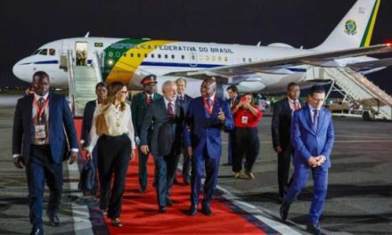 Presidente de Brasil inicia visita oficial a Angola