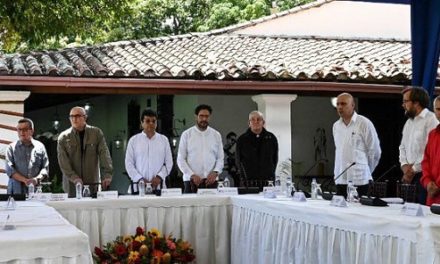 Continúa cuarto ciclo de diálogos de paz entre el Gobierno de Colombia y ELN en Caracas