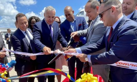 Conviasa inaugura su vuelo que conecta a Caracas y Porlamar con Barbados