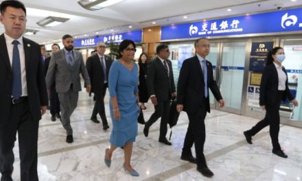 Delcy Rodríguez sostuvo reunión con autoridades de la Bolsa Internacional de Energía de Shanghái