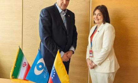 Venezuela y Hungría acuerdan cooperación científica y formación de talento