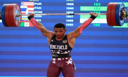 Venezolano Julio Mayora ingresó al Top 5 de los mejores atletas del mundo