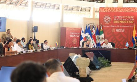 Líderes latinoamericanos debaten temas de migración en suelo azteca