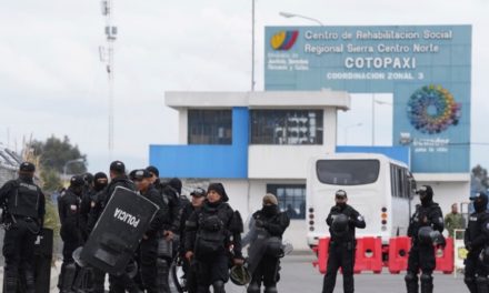 Ecuador extiende estado de excepción para combatir la delincuencia