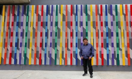 Reconocen a Juvenal Ravelo como artista más destacado de la Feria del Chaco en Chile