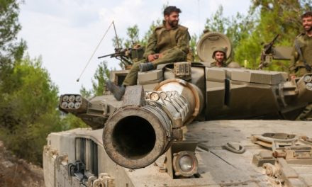 Israel dice haber recuperado control de poblaciones fronterizas con Gaza