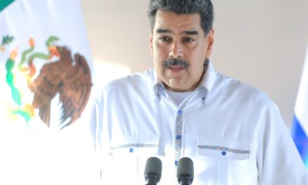 Jefe de Estado invitó al país a sintonizar su programa «Con Maduro +»