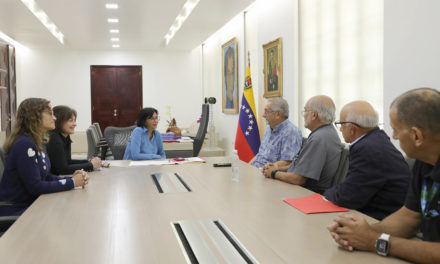 Firmado convenio entre MinSalud y clínicas privadas en favor de la mujer venezolana