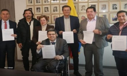 Gobierno y sindicatos acordaron derogar el Piso de Protección Social en Colombia