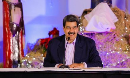 Presidente Maduro invitó al pueblo venezolano a recibir la época navideña con alegría