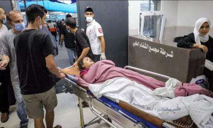 Militares israelíes incursionan en hospital de Gaza