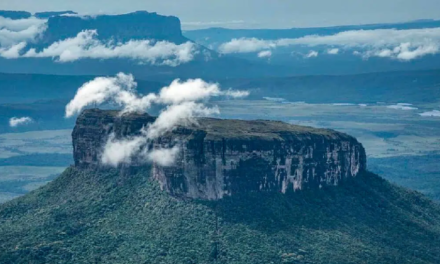 Se cumplen 33 años de la declaración de las Formaciones de Tepuyes como Monumento Natural