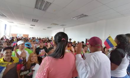 Jóvenes de Misión Robert Serra juramentaron comando de campaña Venezuela Toda