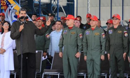 Presidente Maduro celebró nacimiento y renacimiento de la Fuerza Aérea Bolivariana