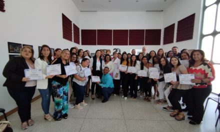 En Aragua nuevos consejeros en lactancia materna recibieron certificación