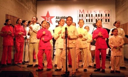 Los Tucusitos tienen más de seis décadas cantándole a la navidad