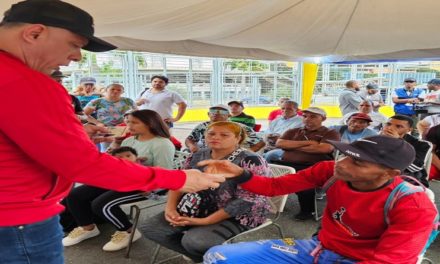 Más de 440 mil venezolanos asistieron a jornada especial de cedulación